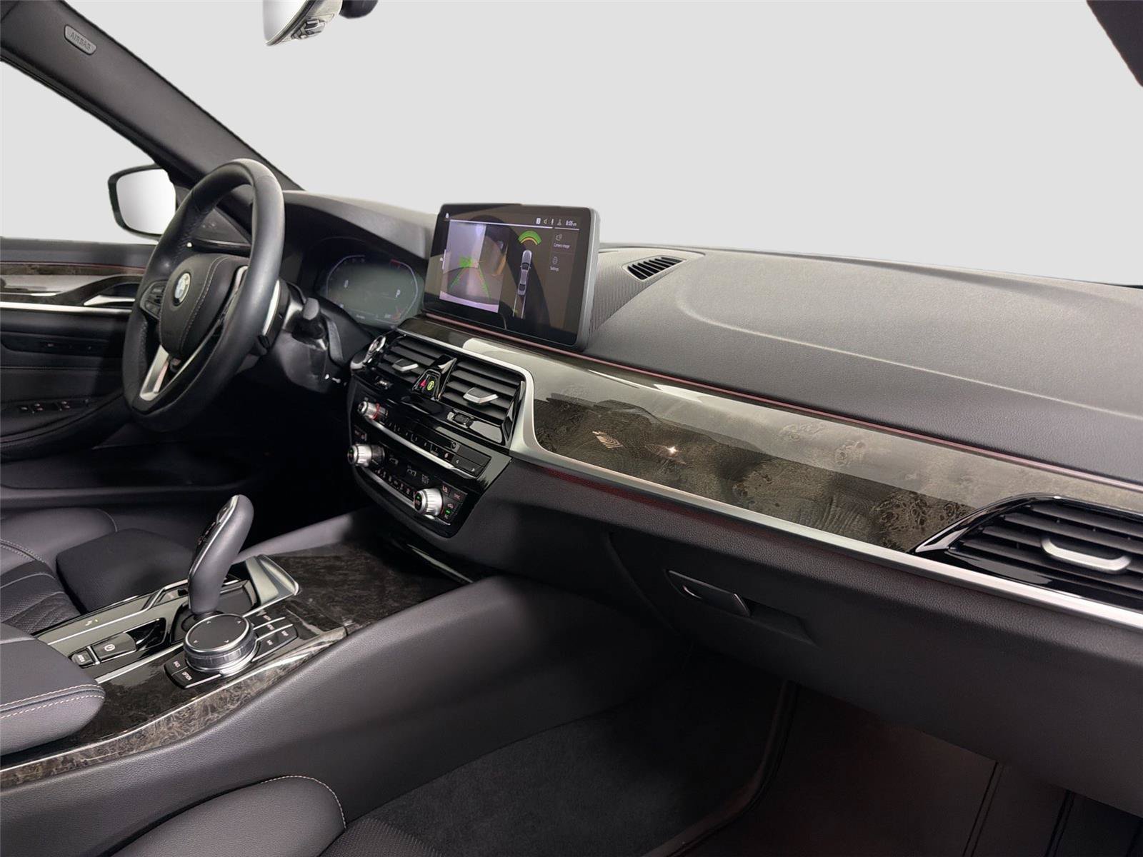 Certified 2023 BMW 530i w/ Premium Package RWD image 28