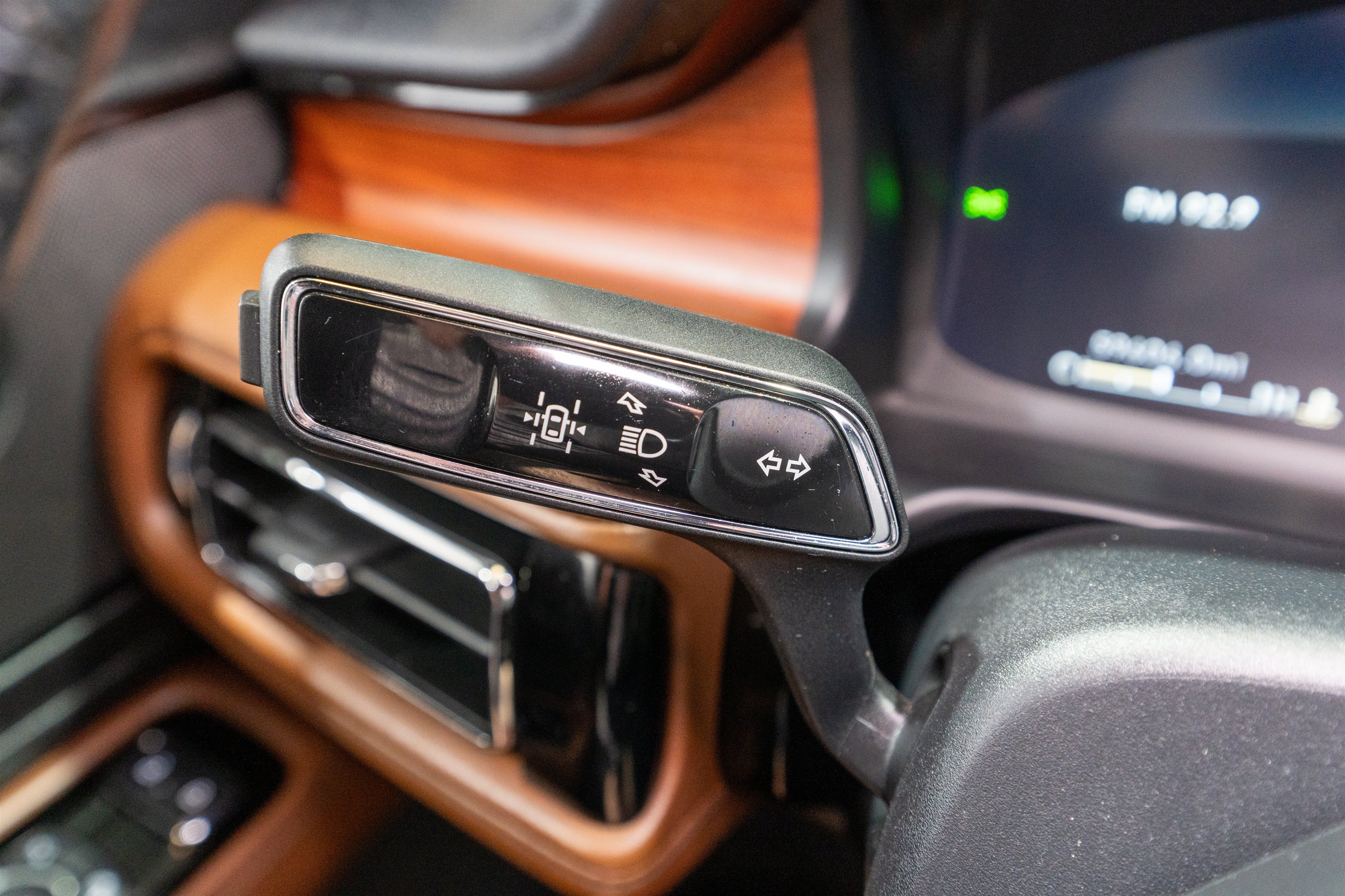 Used 2022 Lincoln Aviator Grand Touring w/ Equipment Group 301A AWD/4WD image 28