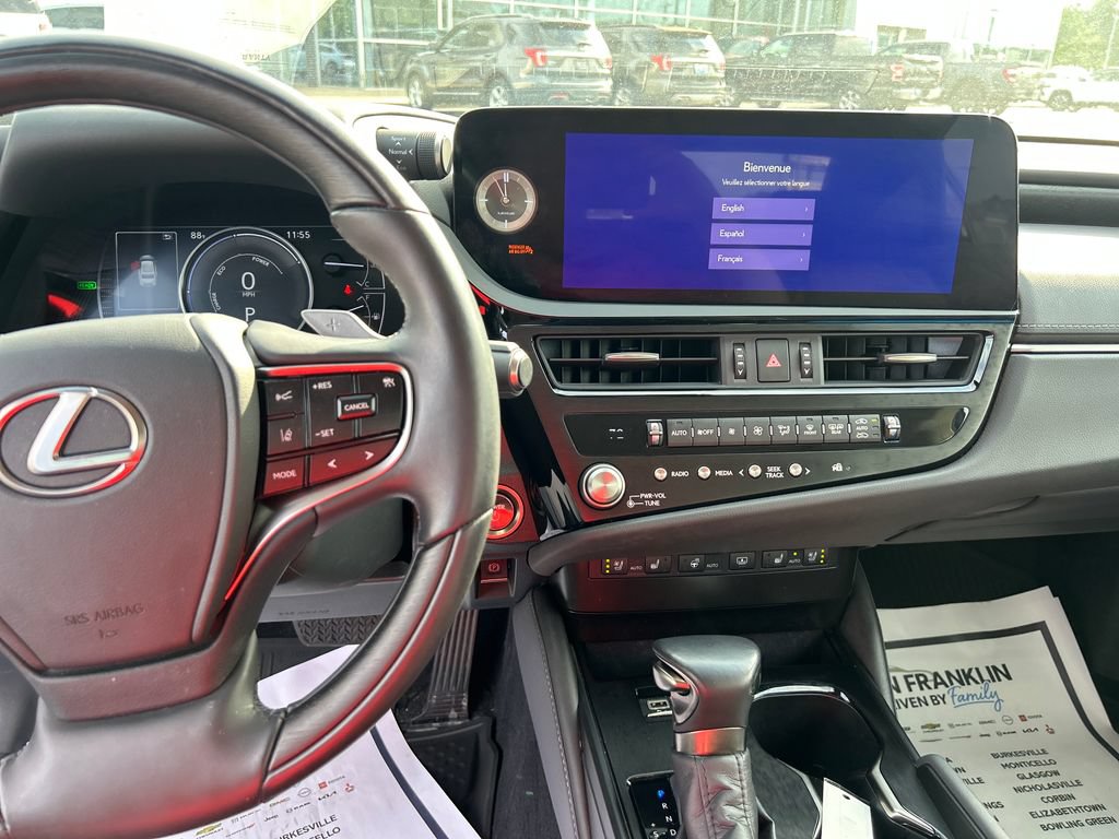 Used 2024 Lexus ES 300h w/ Accessory Package (Z2) FWD image 19