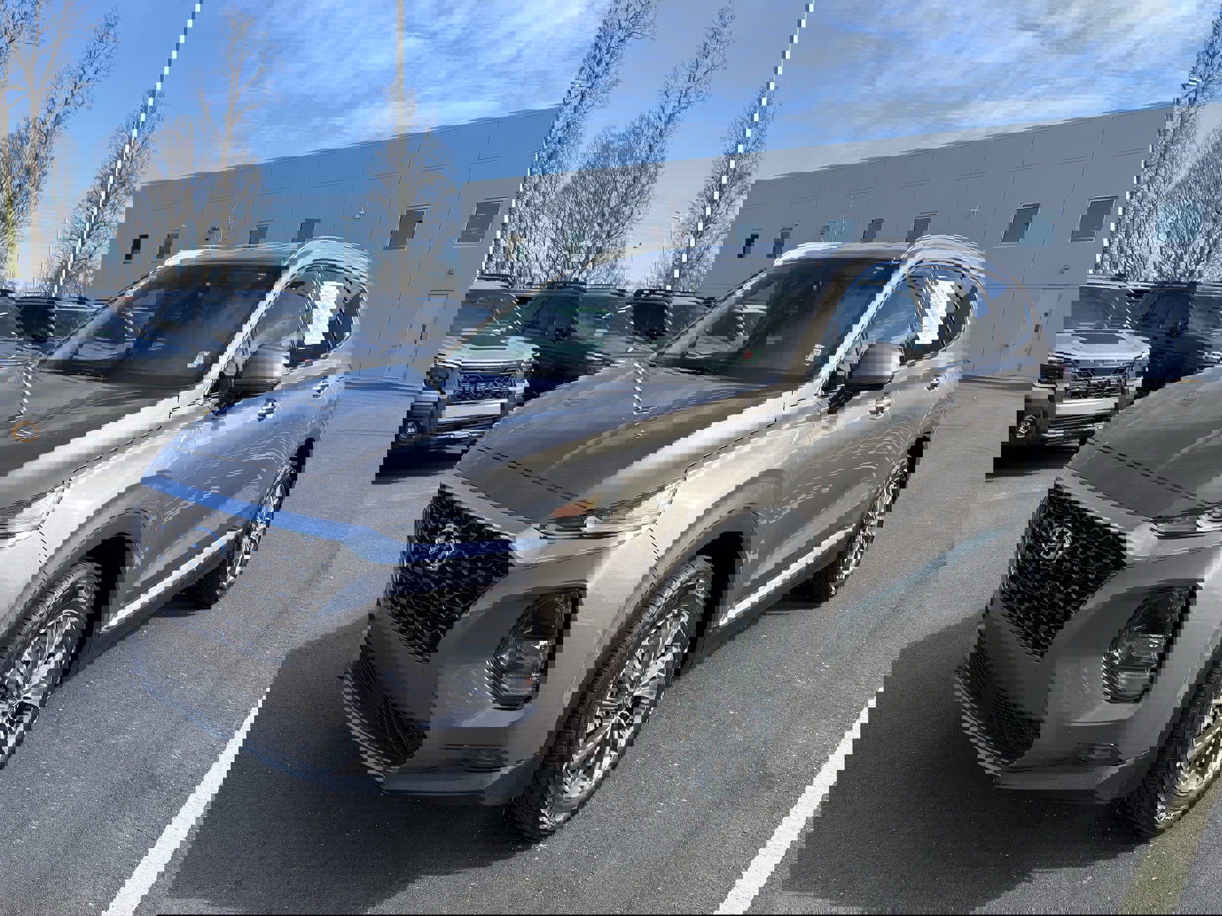 Used 2019 Hyundai Santa Fe SEL image 3