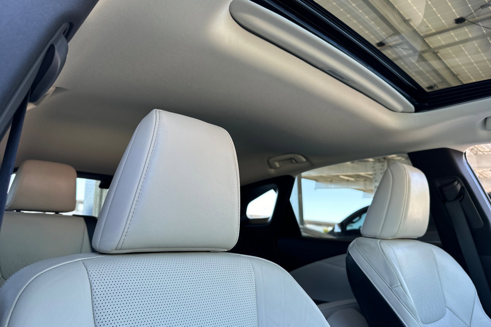 Used 2023 Lexus RX 350 w/ Cold Area Package AWD/4WD image 17