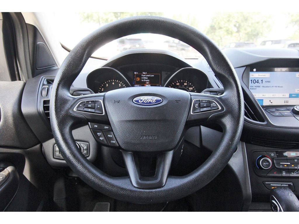 Used 2019 Ford Escape SE image 16