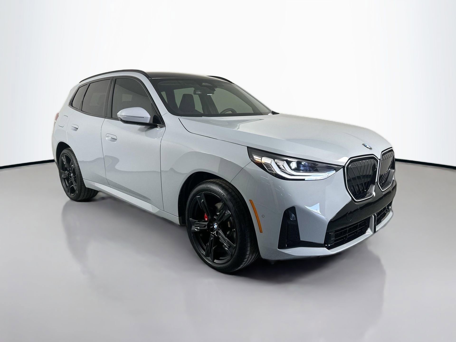 Used 2026 BMW X3 xDrive30 w/ Premium Package image 4