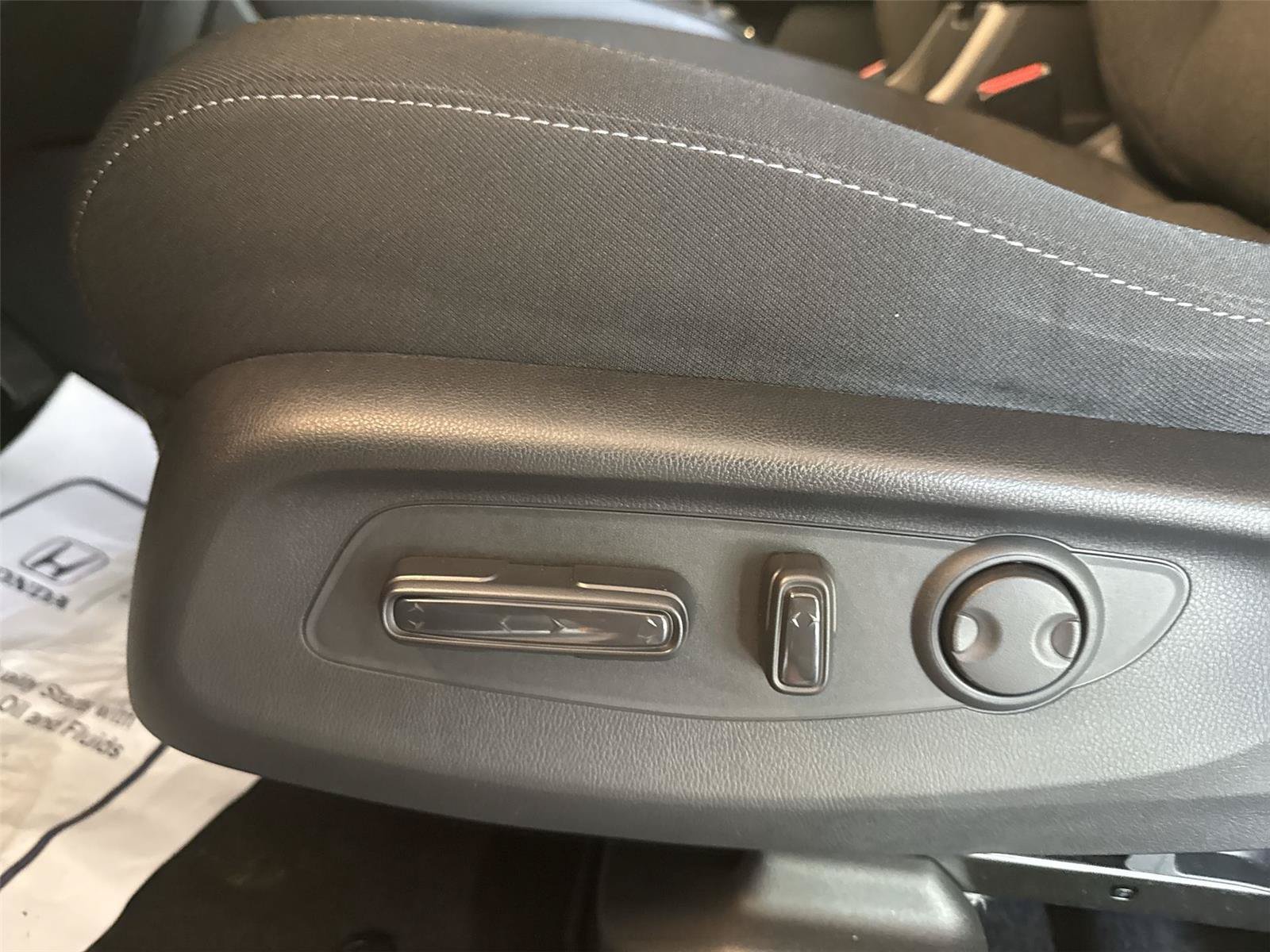 Used 2025 Honda CR-V EX image 14