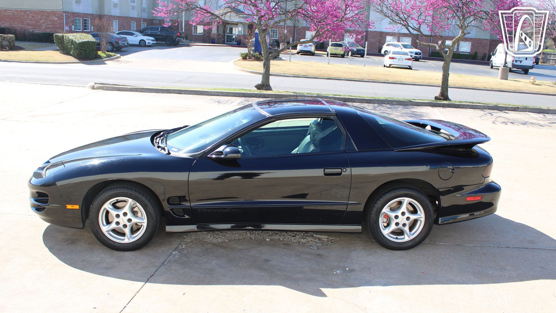 Used 1999 Pontiac Firebird Formula w/ Security Pkg image 9