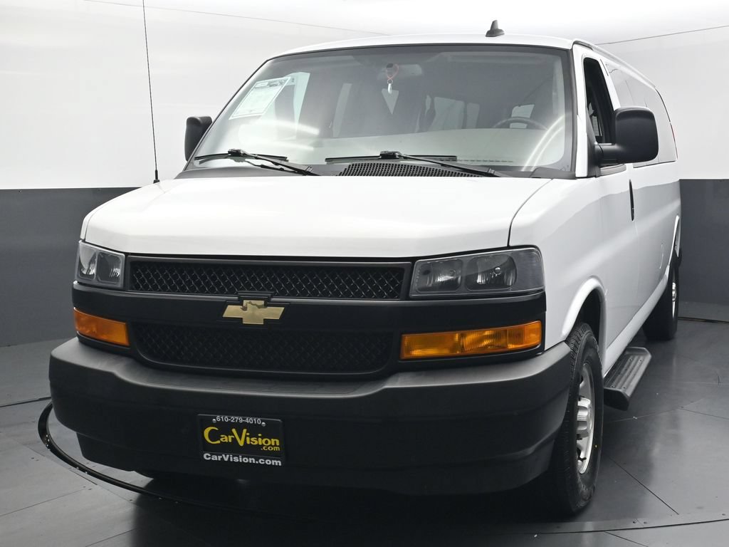 Used 2023 Chevrolet Express 3500 LS RWD image 7