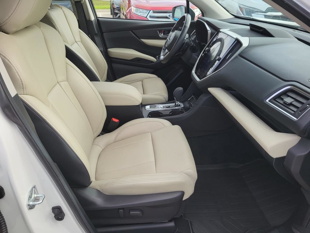 Used 2023 Subaru Ascent Limited AWD/4WD image 9