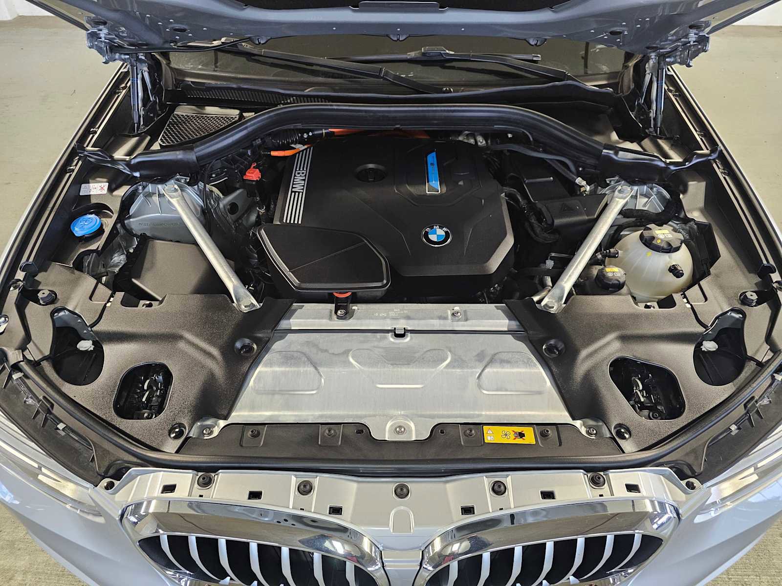 Used 2021 BMW X3 xDrive30e w/ Premium Package image 9