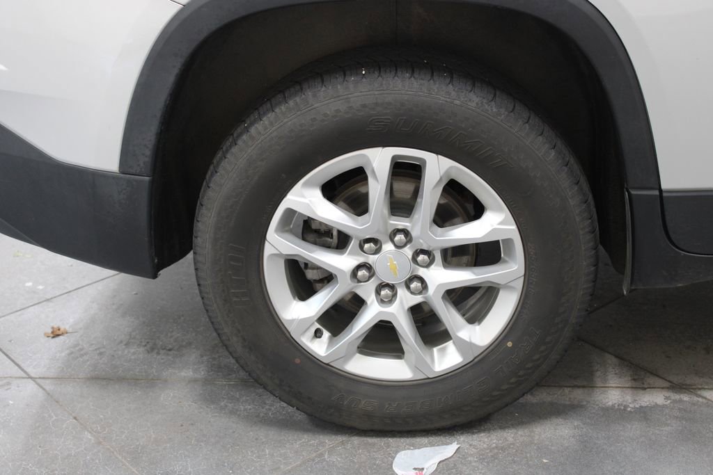 Used 2021 Chevrolet Traverse LT w/ LPO, Cargo Package image 48