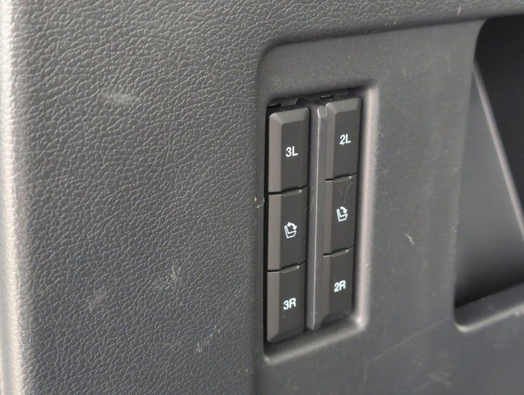 Used 2023 Ford Expedition Limited AWD/4WD image 28