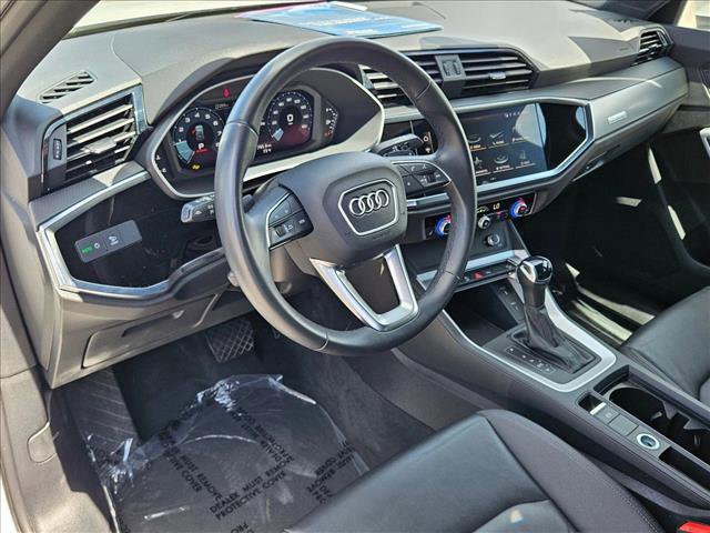 Used 2025 Audi Q3 2.0T Premium AWD/4WD image 10