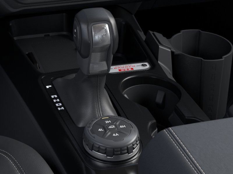 New 2026 Ford Bronco Outer Banks w/ Sasquatch Package image 18