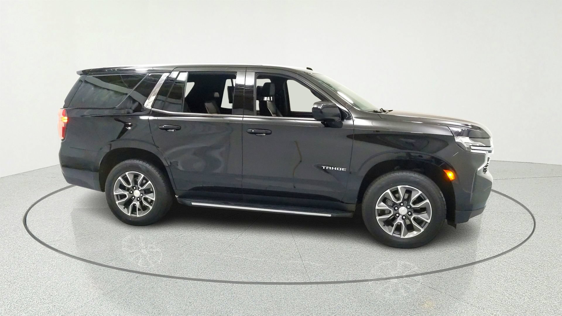 Certified 2021 Chevrolet Tahoe LT w/ Rear Media and Nav Package AWD/4WD image 6