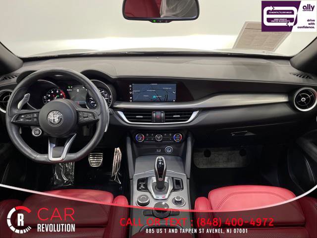 Used 2022 Alfa Romeo Stelvio Veloce image 34
