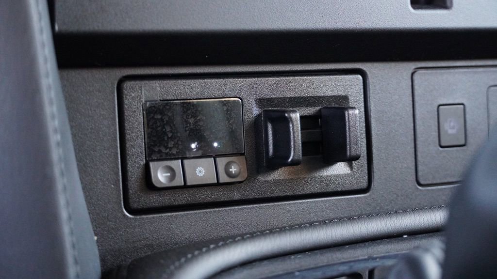 Used 2024 Nissan Armada SV w/ Cargo Package image 38