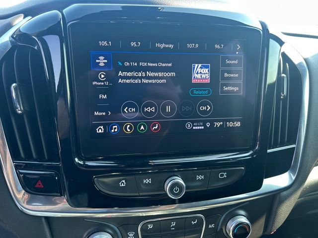 Used 2022 Chevrolet Traverse RS image 25