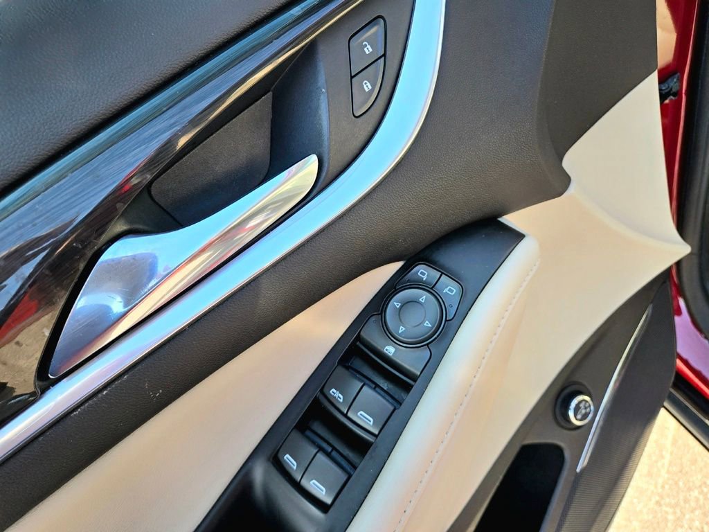 Used 2019 Buick Enclave Essence image 24