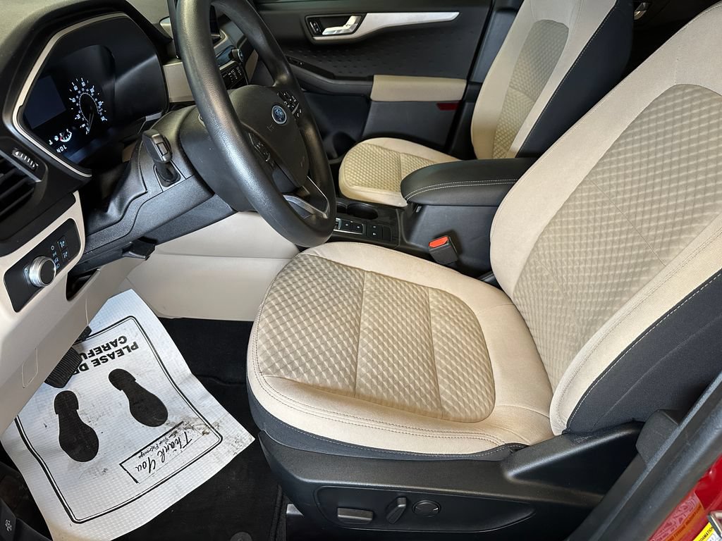 Used 2020 Ford Escape SE FWD image 21