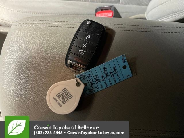 Used 2020 Kia Sportage LX image 26