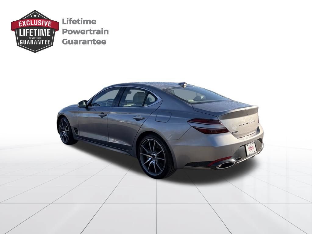 Used 2025 Genesis G70 2.5T RWD image 3