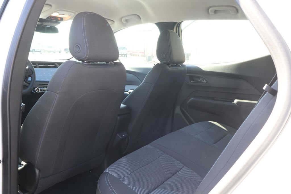 New 2027 Chevrolet Bolt LT image 33