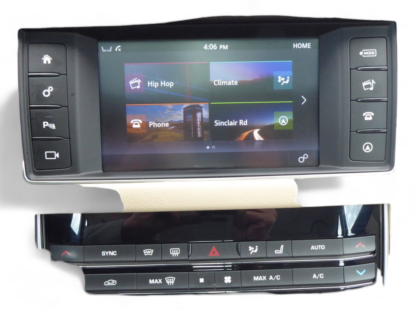 Used 2018 Jaguar XF Premium image 14