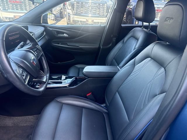 Used 2024 Buick Envista Sport Touring w/ Convenience I Package FWD image 11