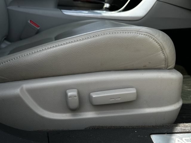 Used 2017 Acura TLX FWD image 31