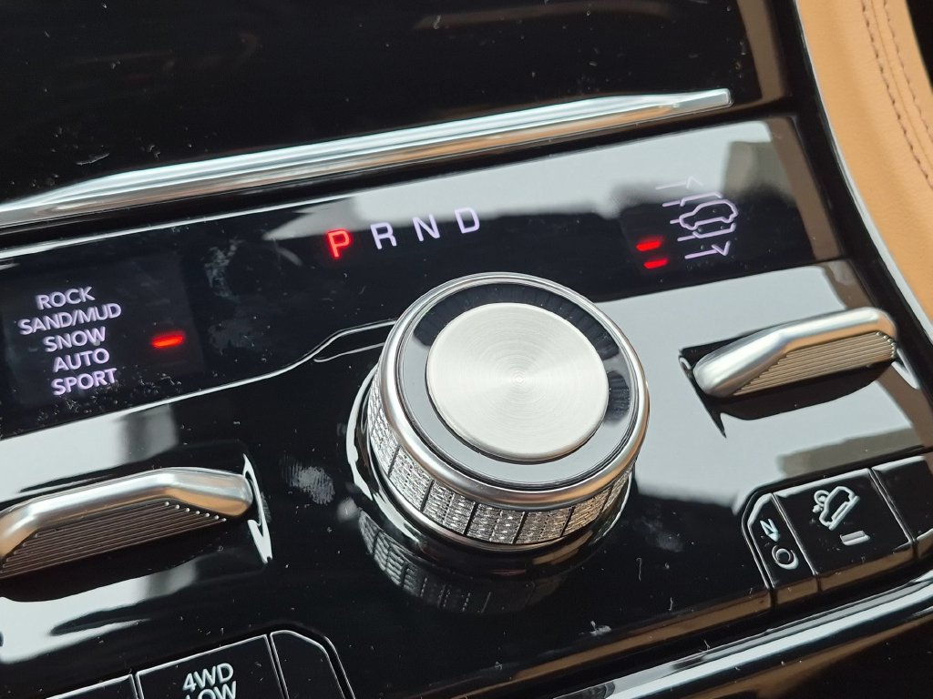 New 2027 Jeep Grand Cherokee Summit AWD/4WD image 27