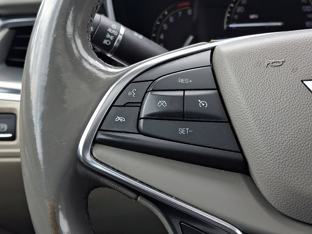 Used 2018 Cadillac XT5 Luxury w/ Driver Awareness Package AWD/4WD image 22