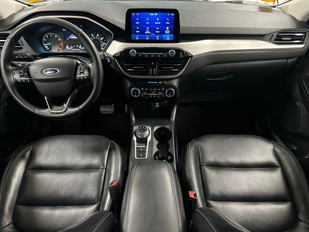 Certified 2022 Ford Escape SEL image 3