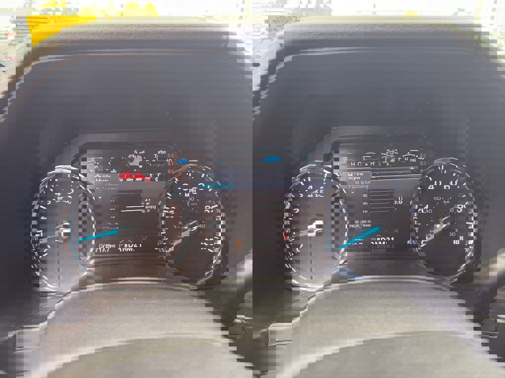 Used 2018 Ford F350 Platinum w/ Platinum Ultimate Package image 16