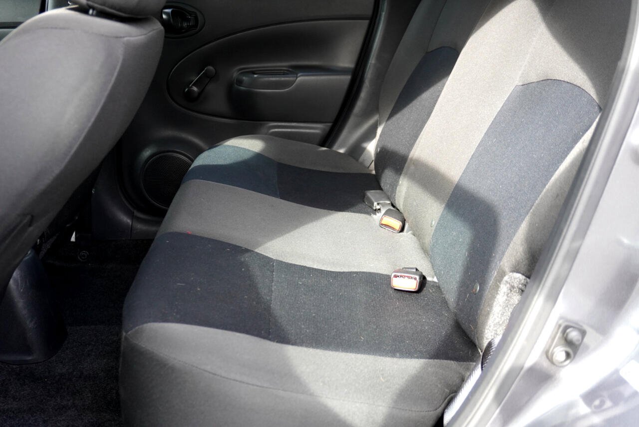 Used 2018 Nissan Versa Note S image 17