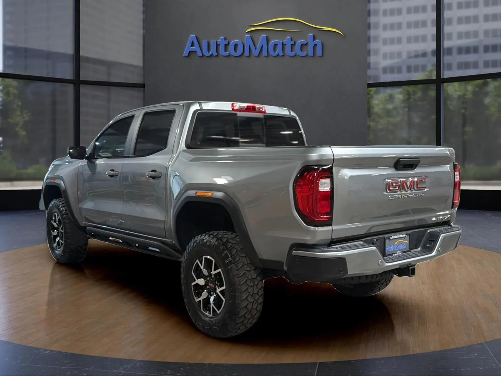 Used 2025 GMC Canyon AT4 w/ AT4X Package image 9