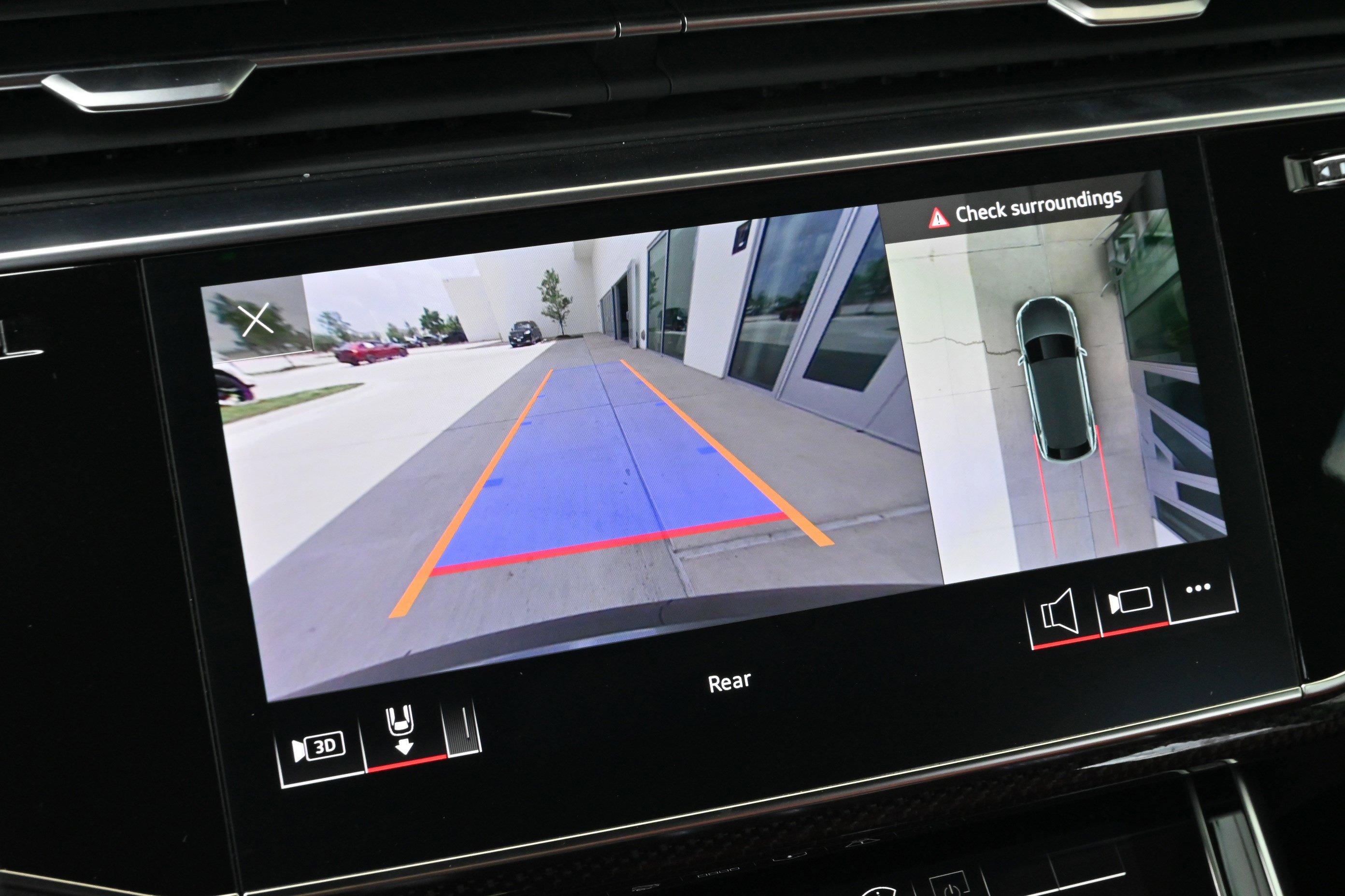 Used 2022 Audi SQ8 Prestige image 19