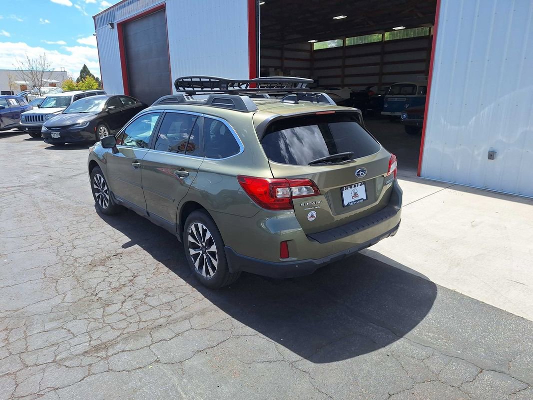 Used 2017 Subaru Outback 2.5i Limited AWD/4WD image 6