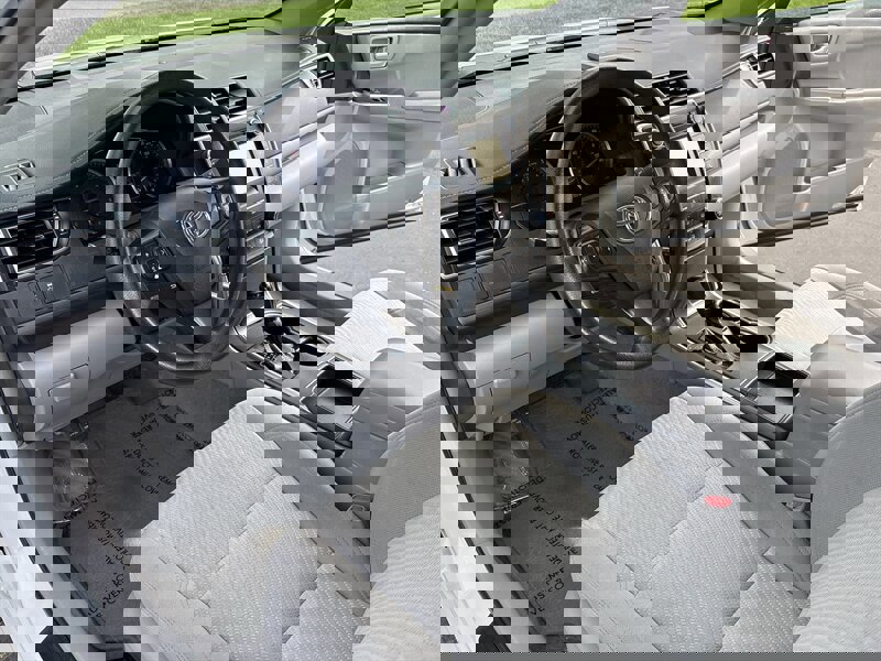 Used 2017 Toyota Camry LE image 24