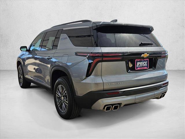 Used 2024 Chevrolet Traverse LT FWD image 7