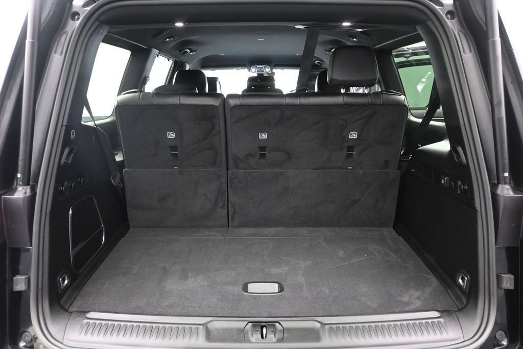 Used 2023 Jeep Wagoneer 4WD w/ Convenience Group I image 17