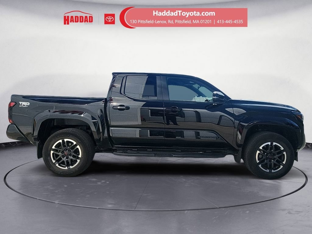 Used 2024 Toyota Tacoma TRD Sport w/ TRD Sport Upgrade Package image 6