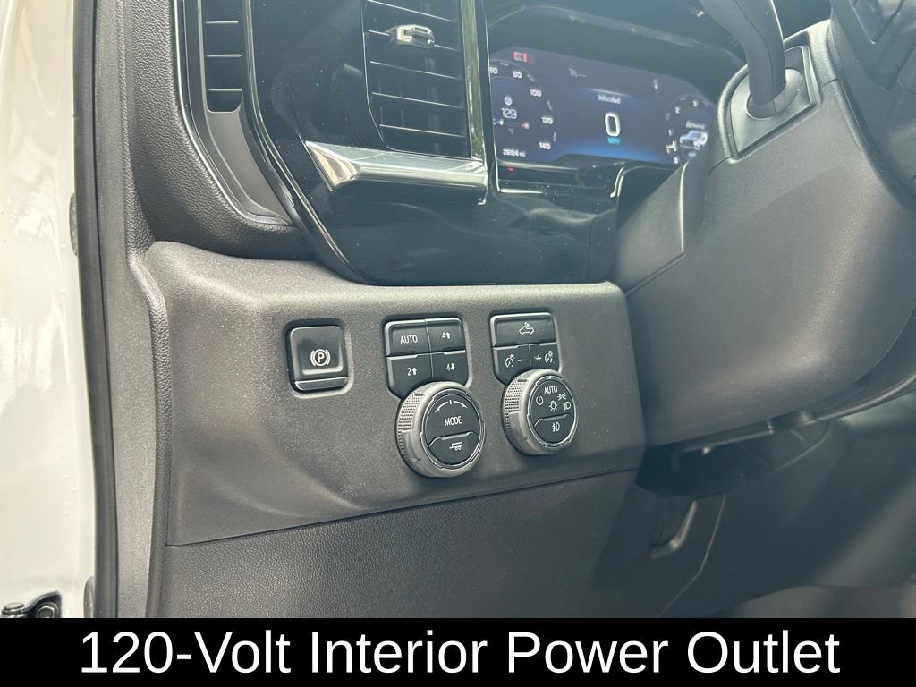 Used 2024 Chevrolet Silverado 1500 LT Trail Boss AWD/4WD image 18
