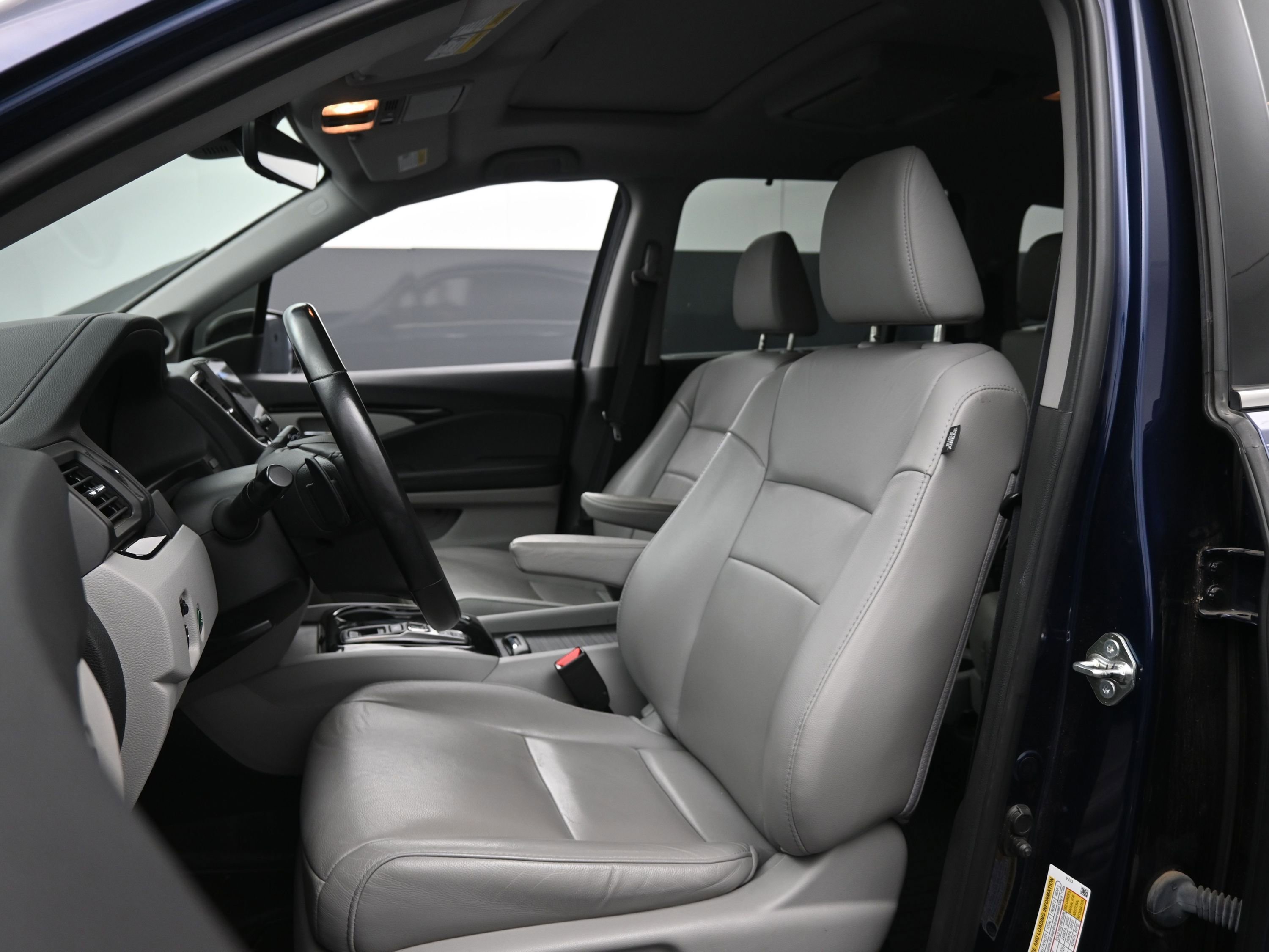 Used 2019 Honda Pilot Touring image 19