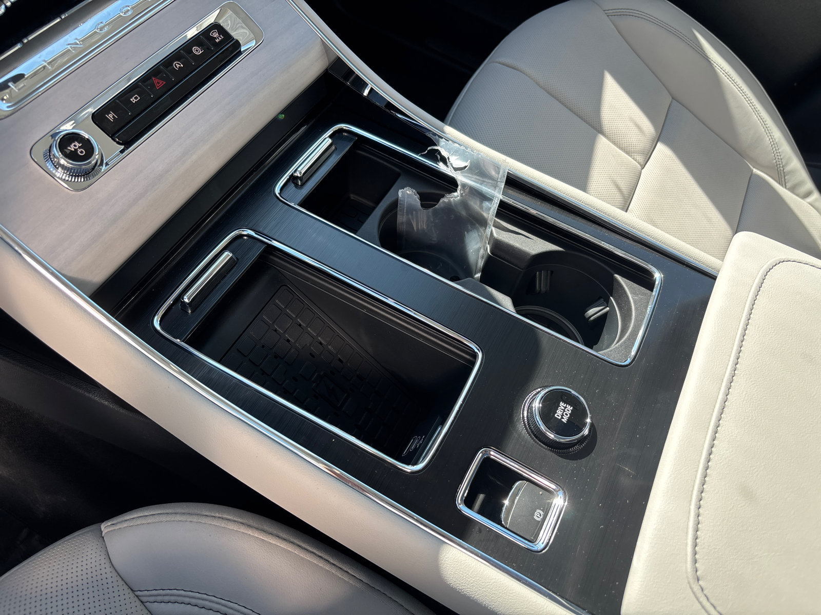 New 2027 Lincoln Aviator Reserve AWD/4WD image 21