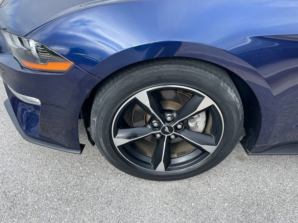 Used 2018 Ford Mustang Coupe RWD image 29