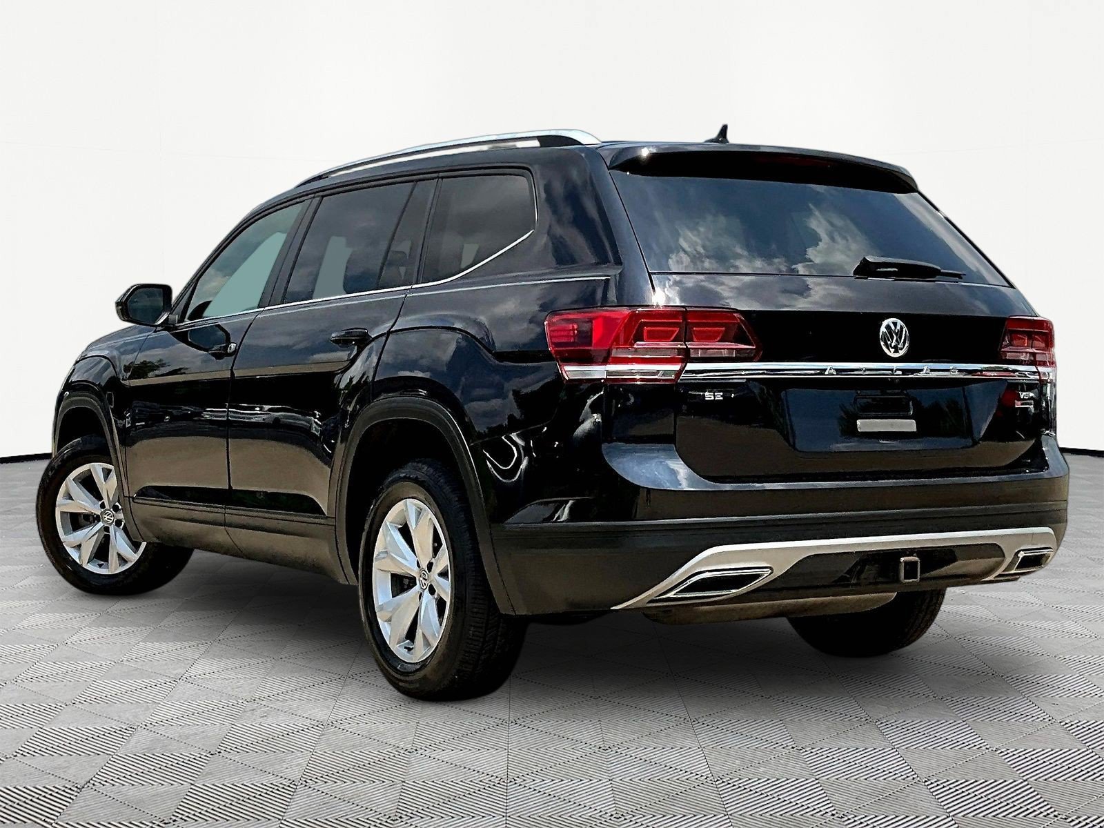 Used 2019 Volkswagen Atlas SE AWD/4WD image 4
