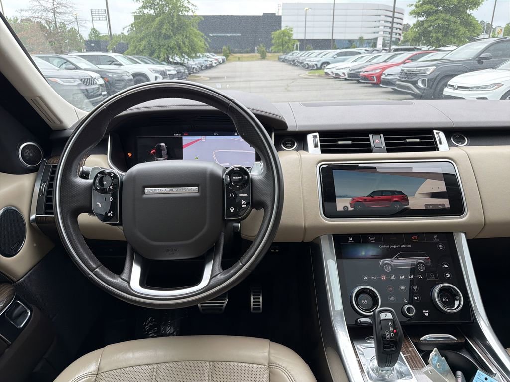 Used 2019 Land Rover Range Rover Sport HST AWD/4WD image 4