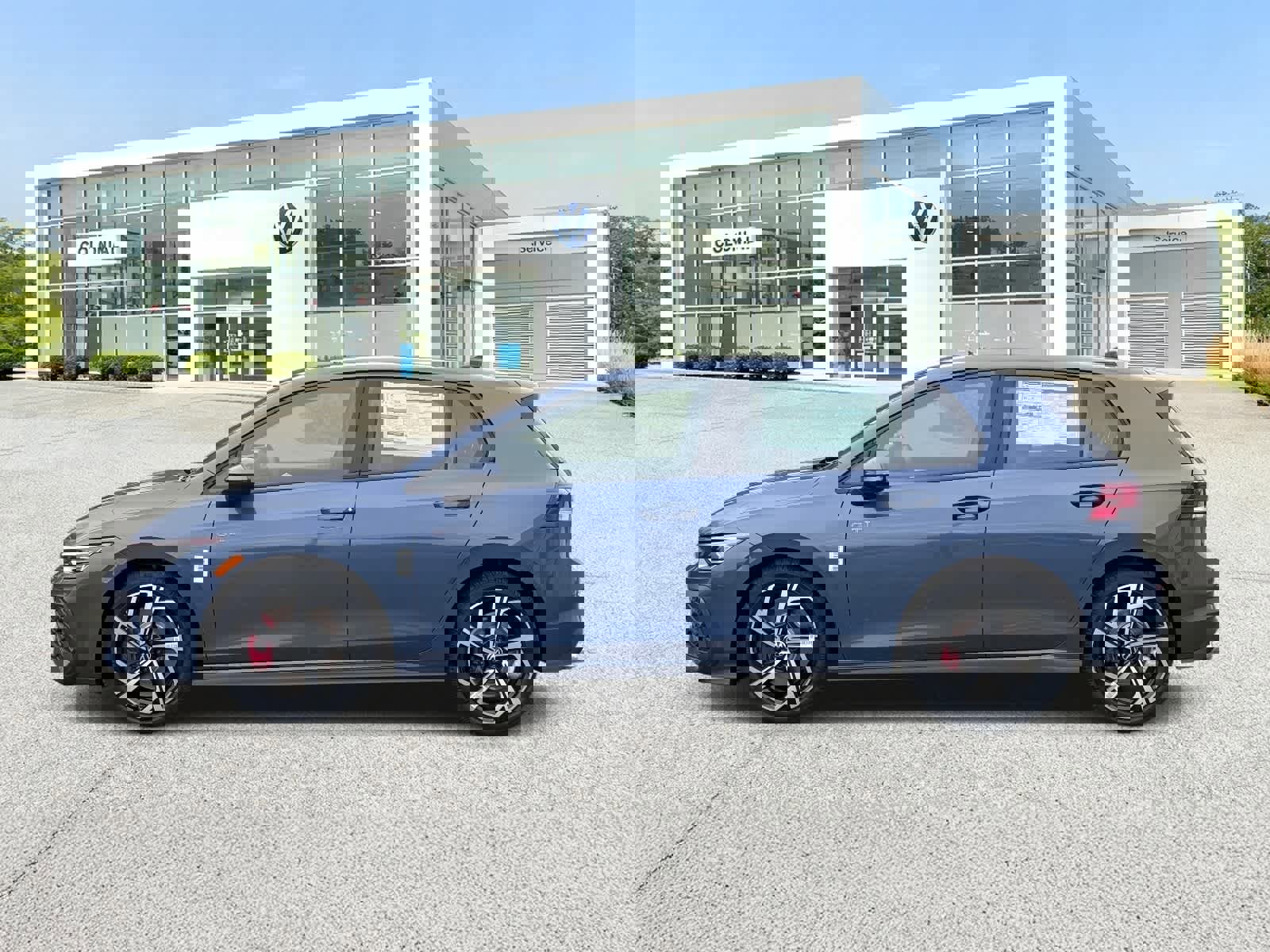 New 2026 Volkswagen GTI SE FWD image 2