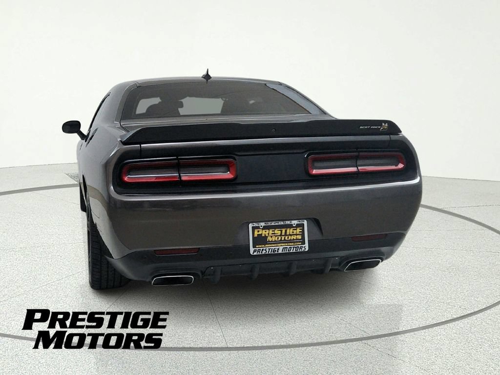 Used 2022 Dodge Challenger R/T Scat Pack w/ Plus Package RWD image 5