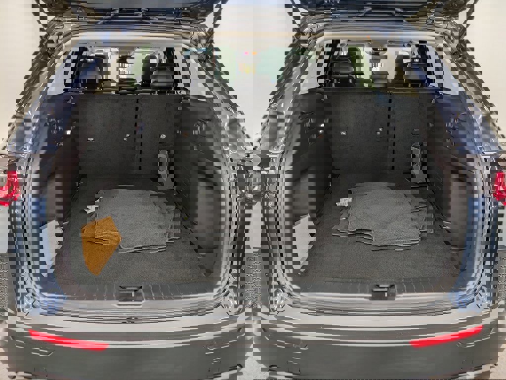 Certified 2025 MAZDA CX-50 AWD 2.5 S w/ Cargo Package image 24