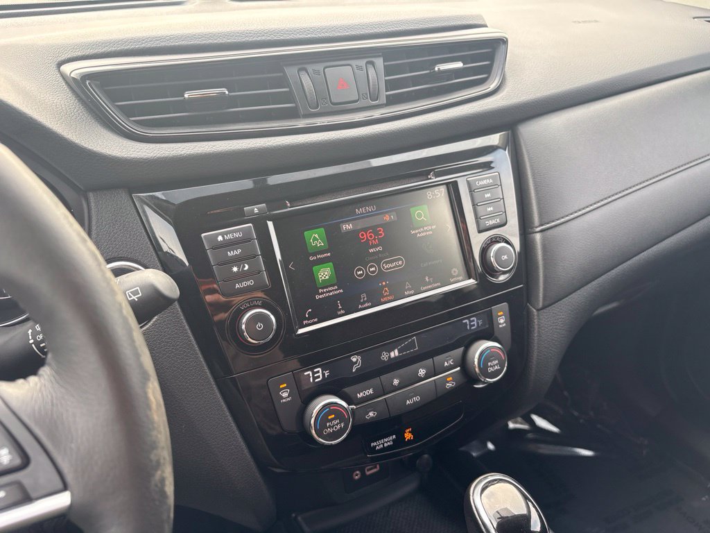 Used 2018 Nissan Rogue SV w/ Premium Package AWD/4WD image 13
